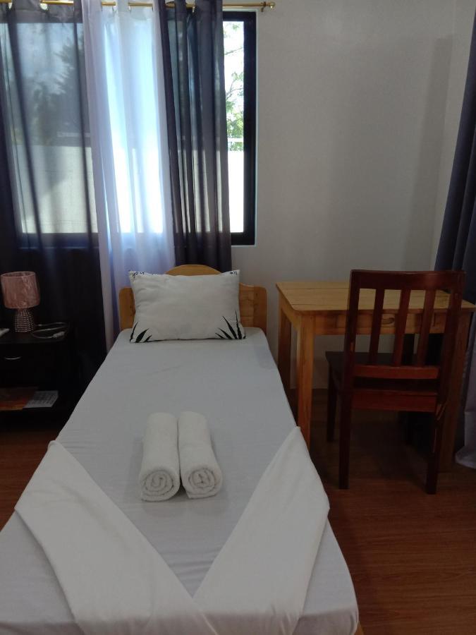 Rna Guesthouse Moalboal Kültér fotó