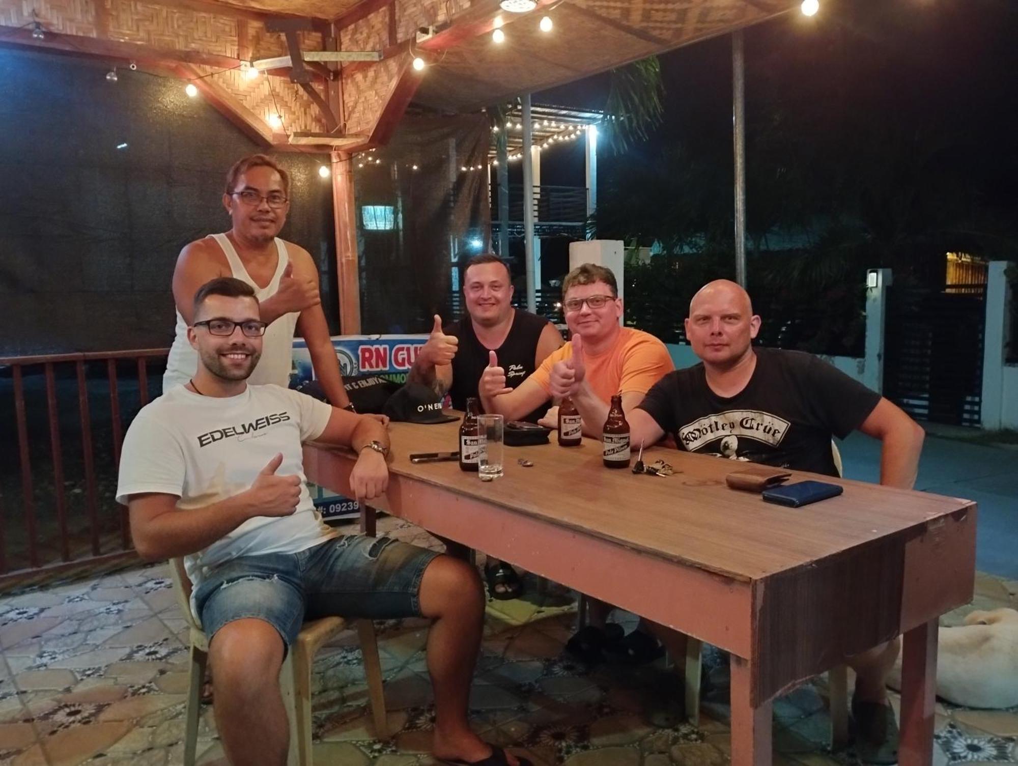 Rna Guesthouse Moalboal Kültér fotó